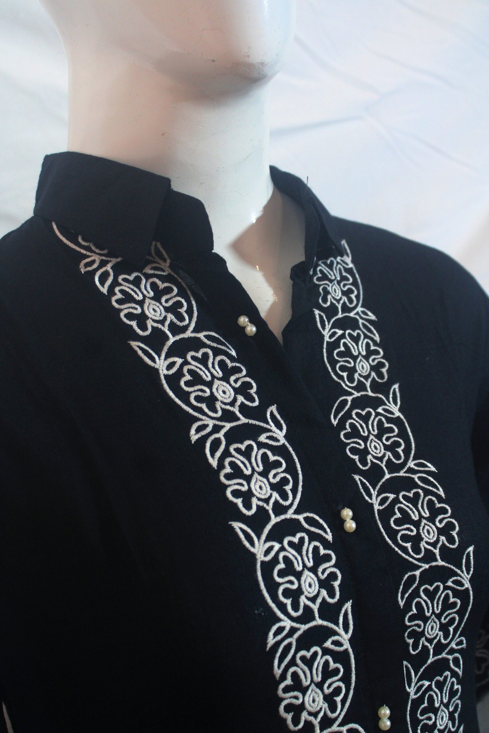 Midnight Ivory Grace-Black - Image 2