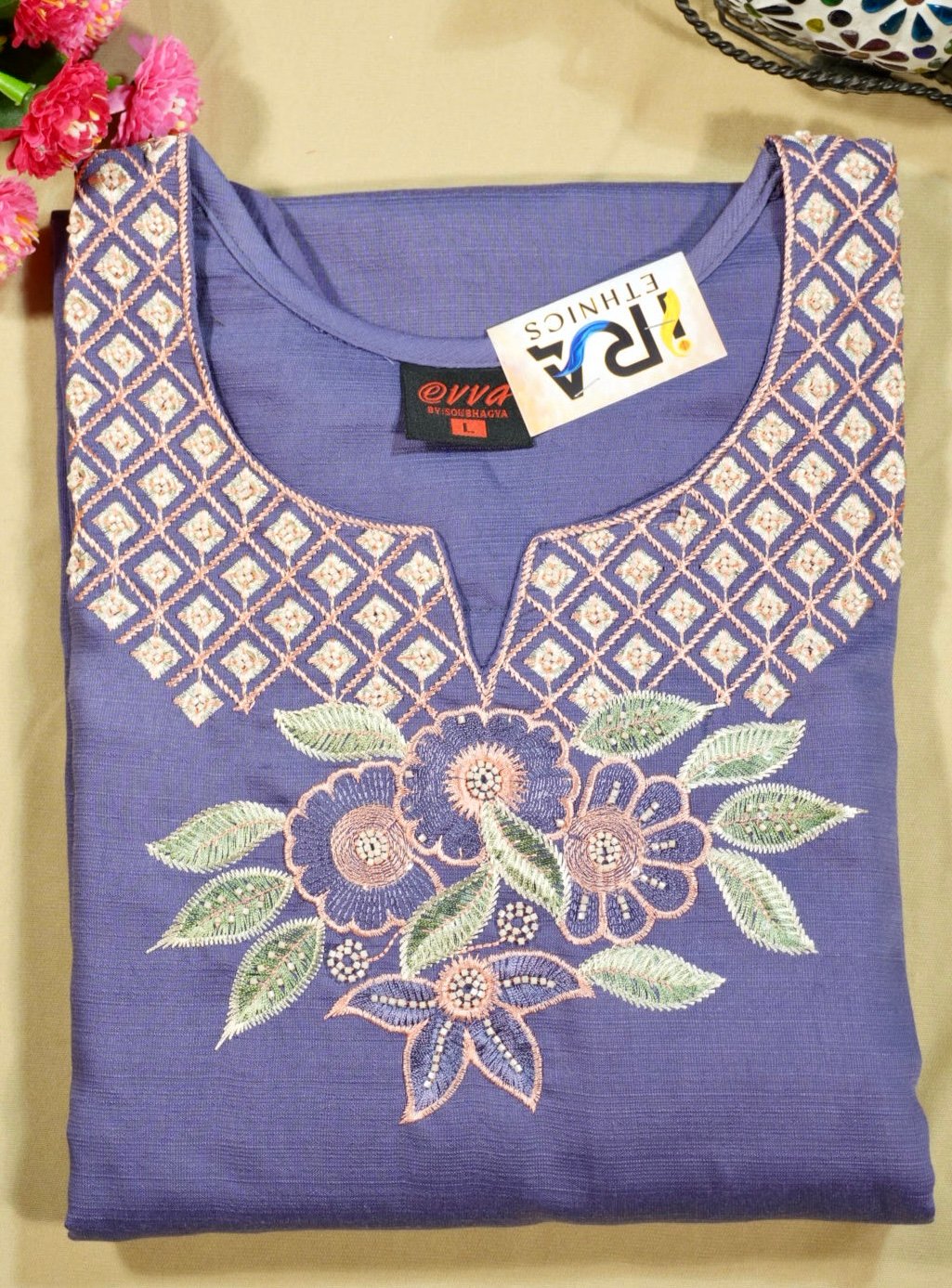 Lavender Blue Kurta Set with Embroidered Neck - Image 4